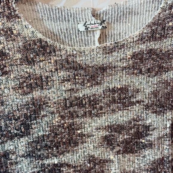 Intimately Free People FP Leopard Gold Rush Sequin Long Sleeve Fitted Top - Picture 5 of 10